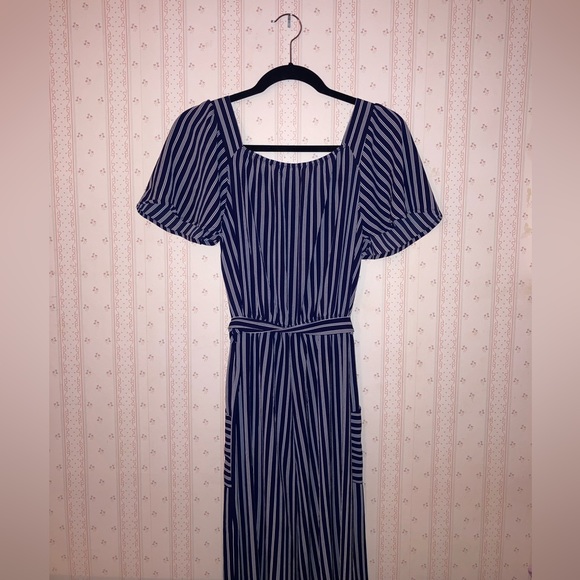 Brand NEW! Gorgeous navy striped jumpsuit! Size large - Picture 3 of 7